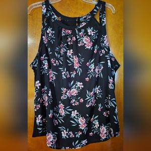 Torrid Black Floral Swing Tank Top Size 2